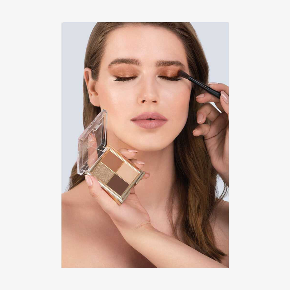 Quattro Eyeshadow Palette - Paleta de sombras de ojos de 4 tonos