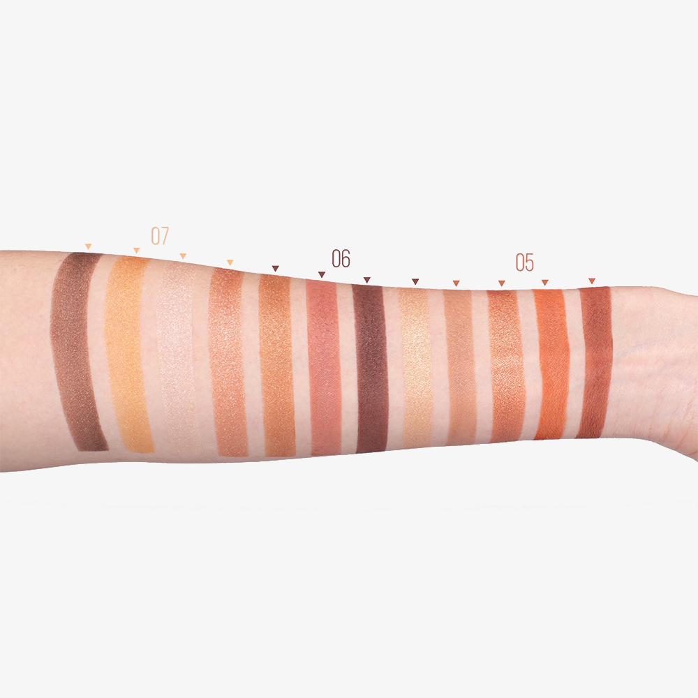Quattro Eyeshadow Palette - Paleta de sombras de ojos de 4 tonos