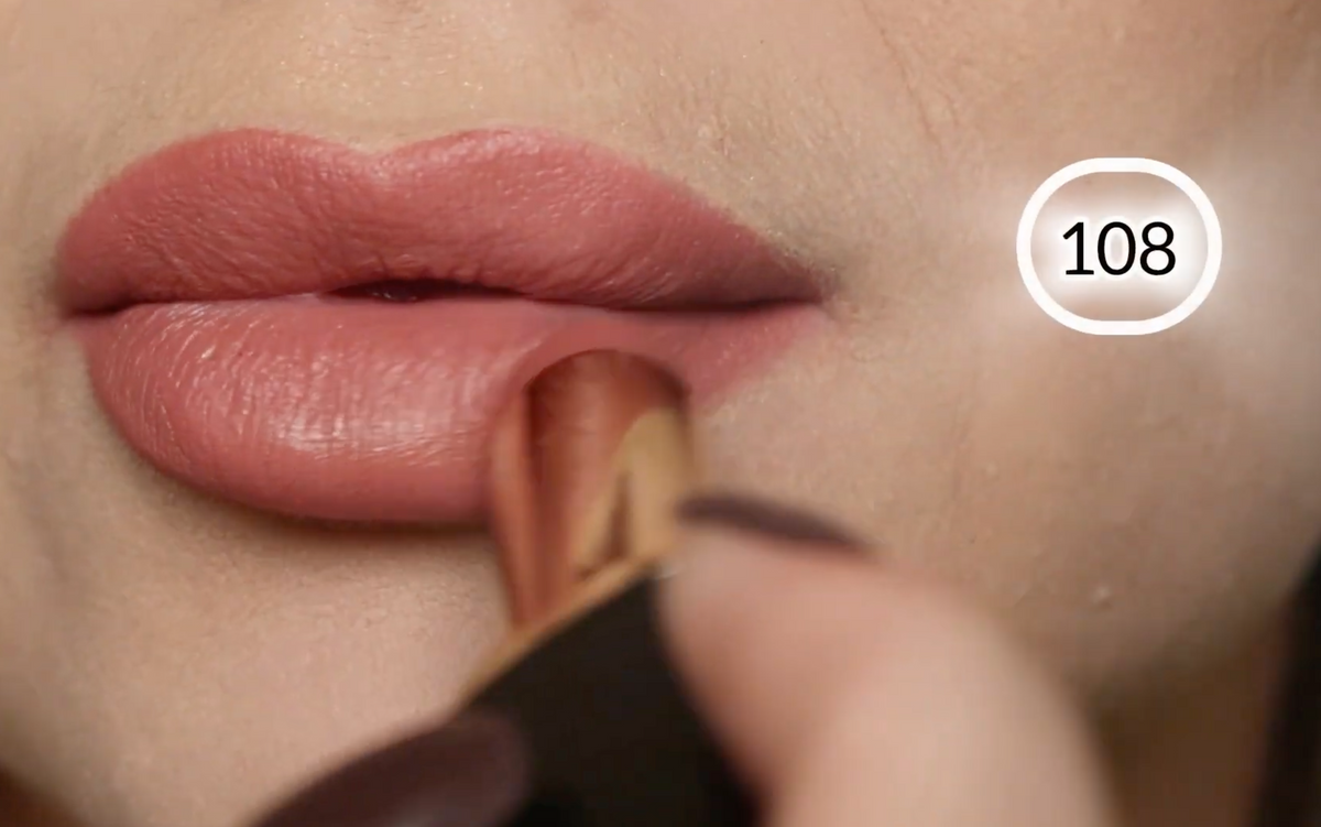 Pure Matte Powder Lipstick - Barra de labios ultra mate efecto polvo