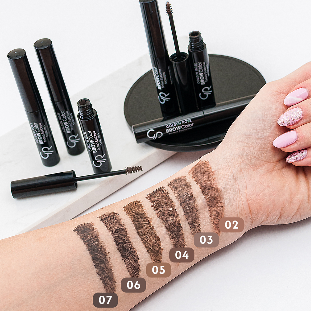 Brow Color Tinted Eyebrow Mascara – Máscara de cejas con color y efecto voluminizador.