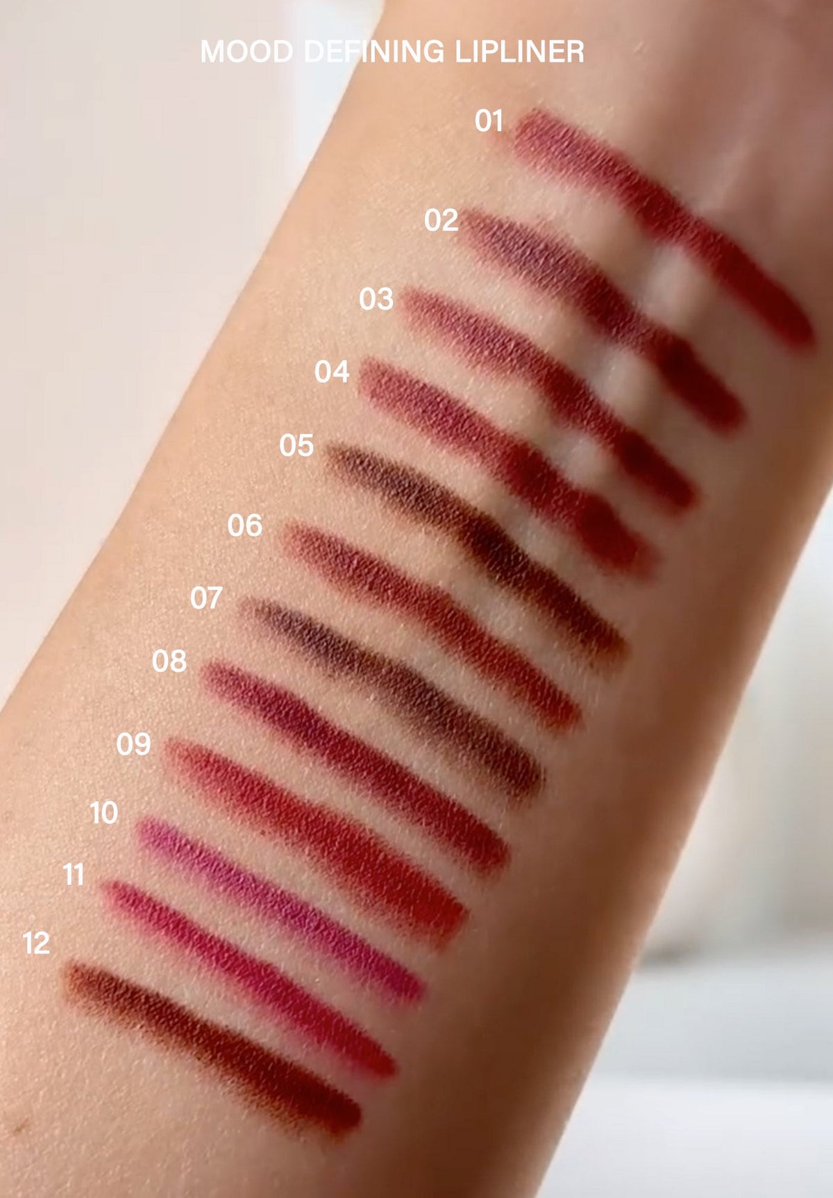 Mood Defining Lipliner - Perfilador de labios de acabado semimate