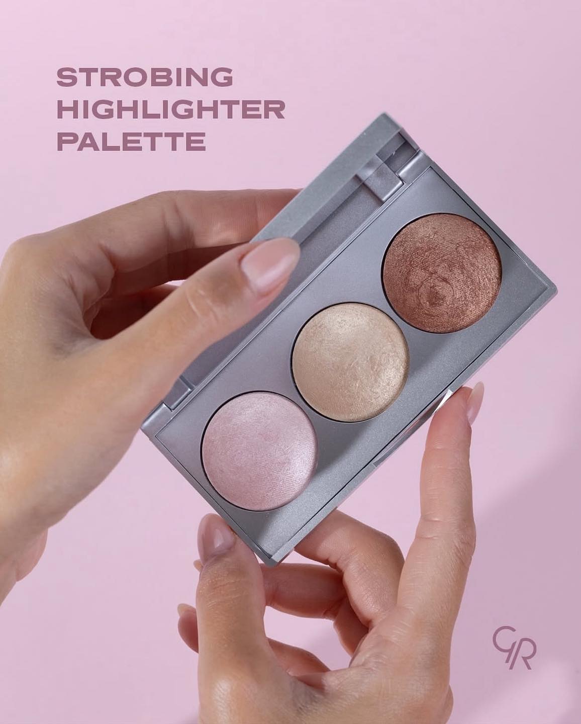Strobing Highlighter Palette - Paleta de iluminadores  Strobing Highlighter