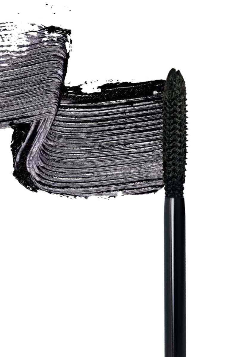False Lashes Mascara - Máscara de pestañas efecto pestañas postizas.