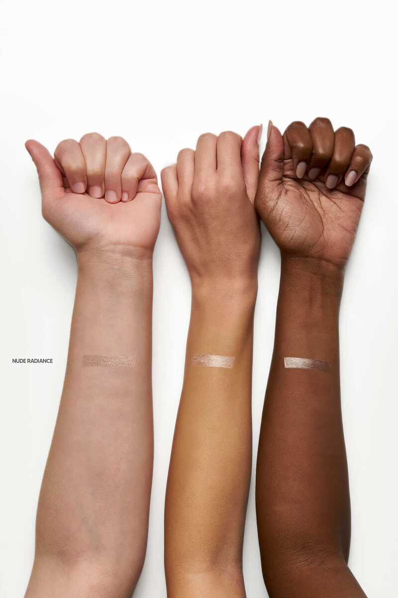 Nude Look Highlighting Glow Pencil – Lápiz Iluminador