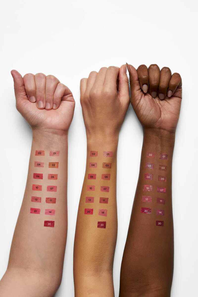 Sheer Shine Stylo Lipstick - Barra de labios brillo semitransparente SPF 25