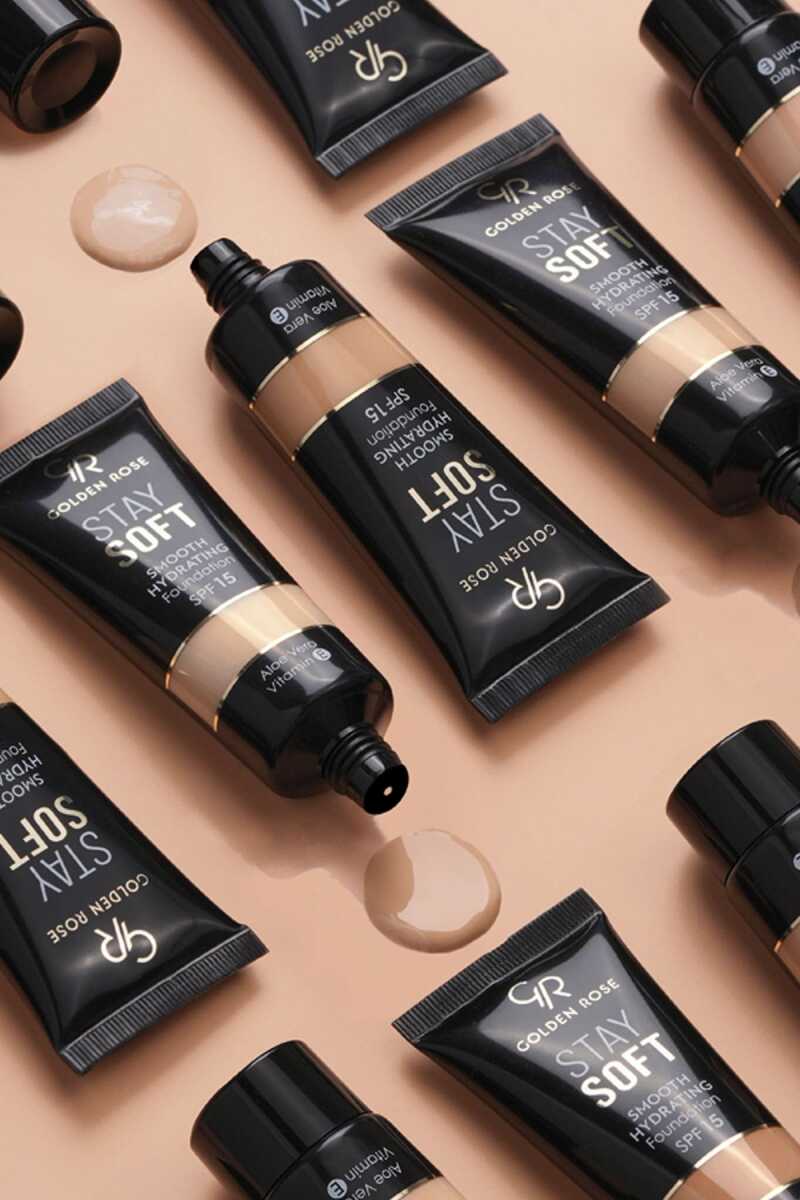 Stay Soft Smooth - Base de maquillaje hidratante
