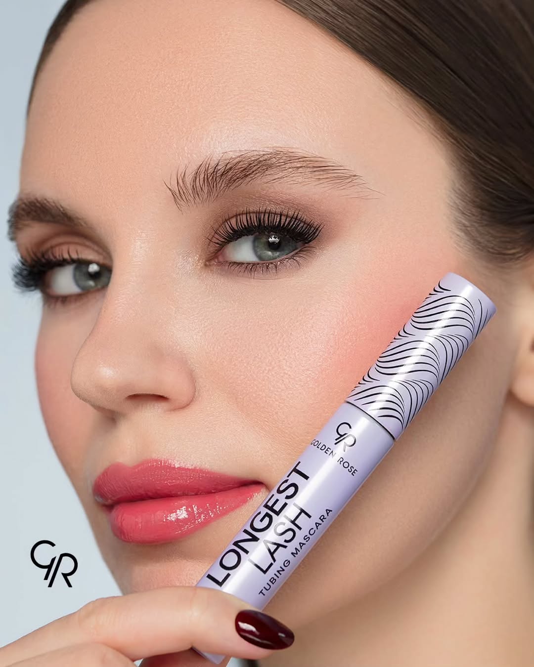 Longest Lash Tubing Mascara - Máscara de pestañas con efecto pestañas postizas y extra longitud.